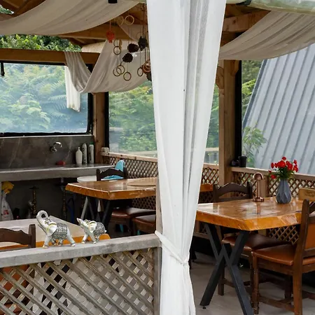 Yesil Dues Bed & Breakfast 3*