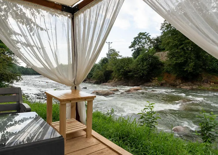 Yesil Dues 住宿加早餐酒店 3*